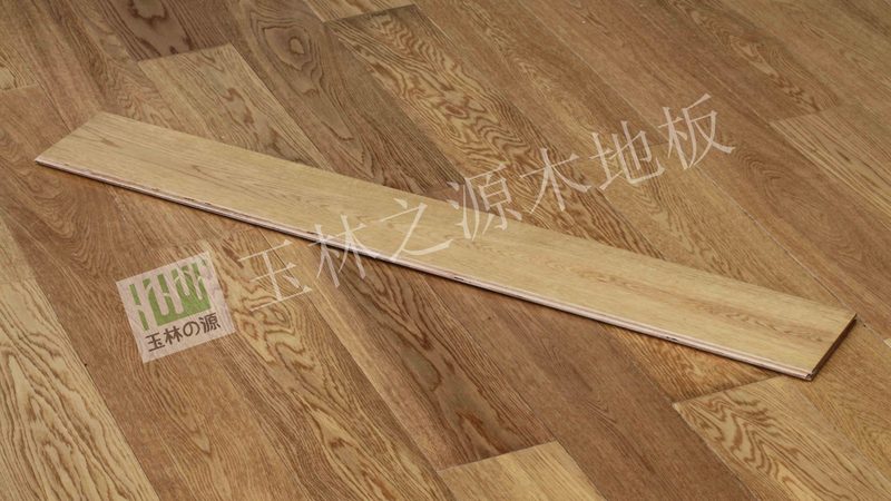 地板加盟代理：首次进货，量力而行，这几点需注意**